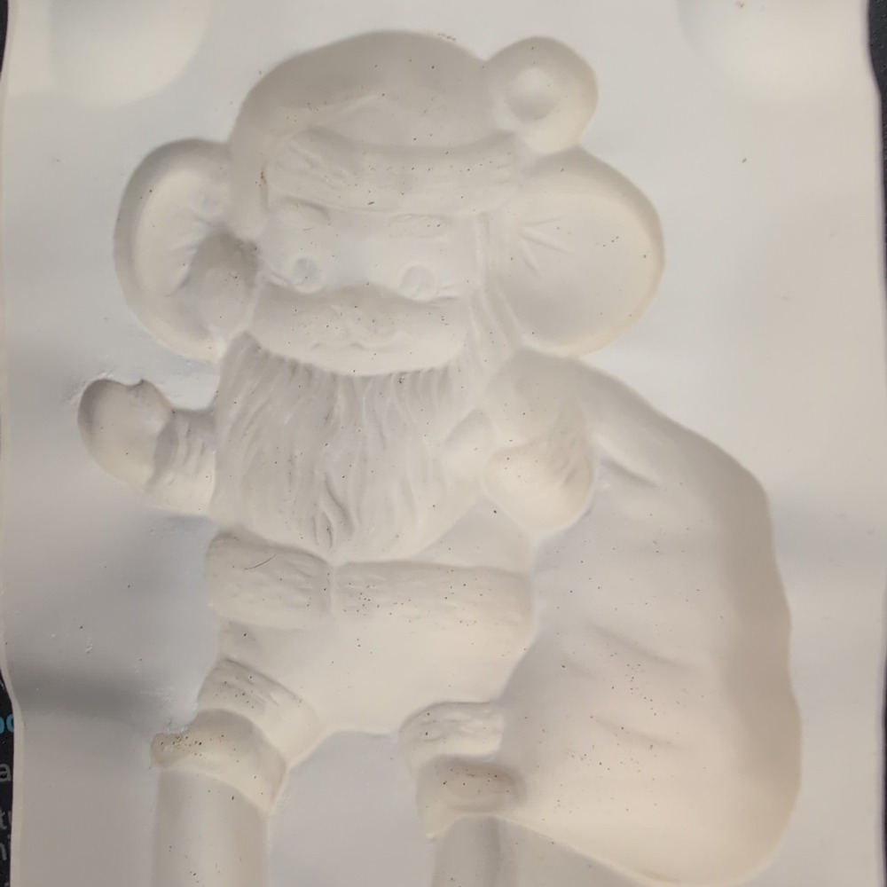 Alberta's Molds A-285 Santa Claus Mouse Christmas Ceramic Casting Mold 1982 - Picture 4 of 5